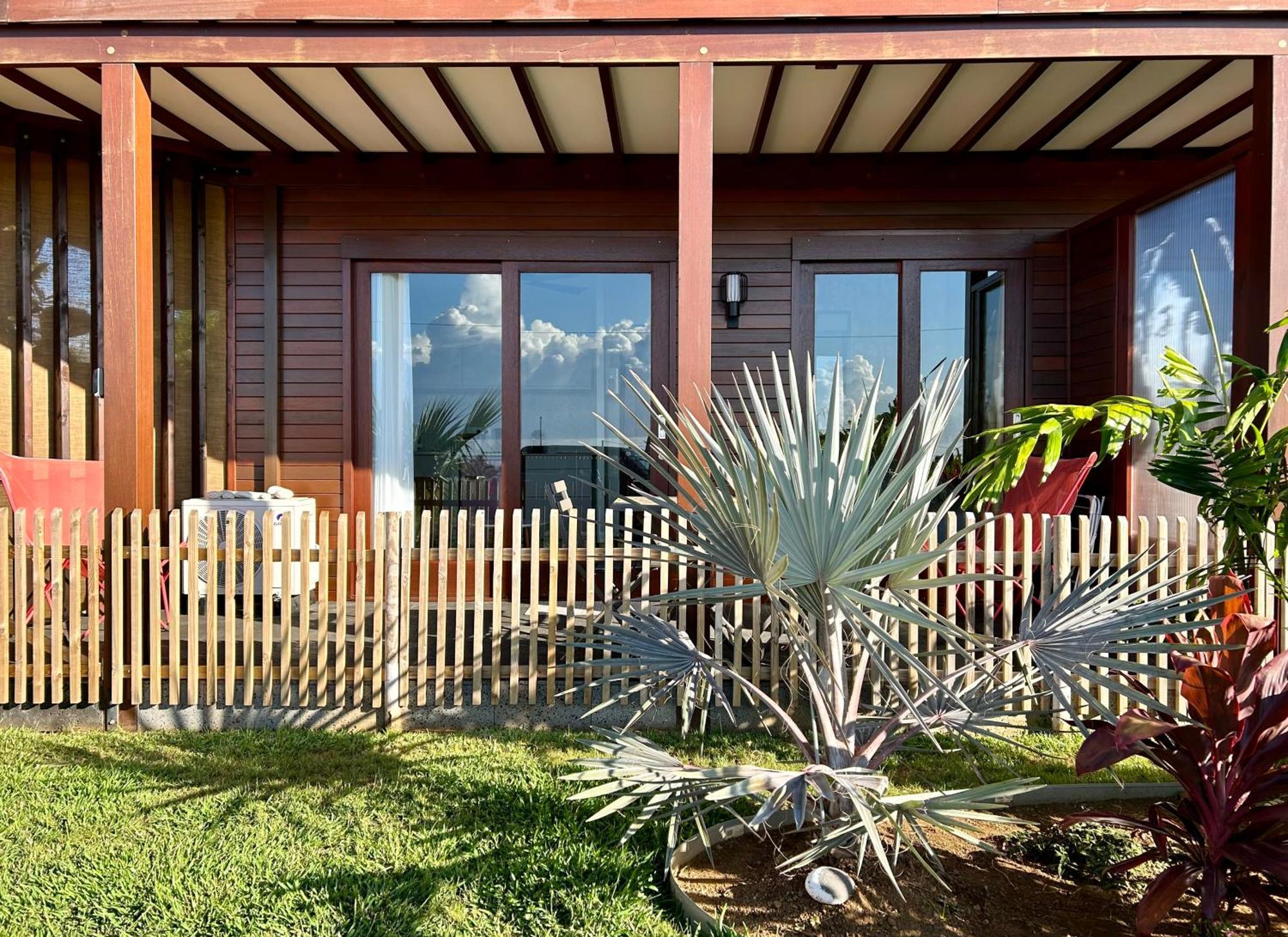 Ti Kaz C2C - Une Maison Balinaise サン・ピエール エクステリア 写真